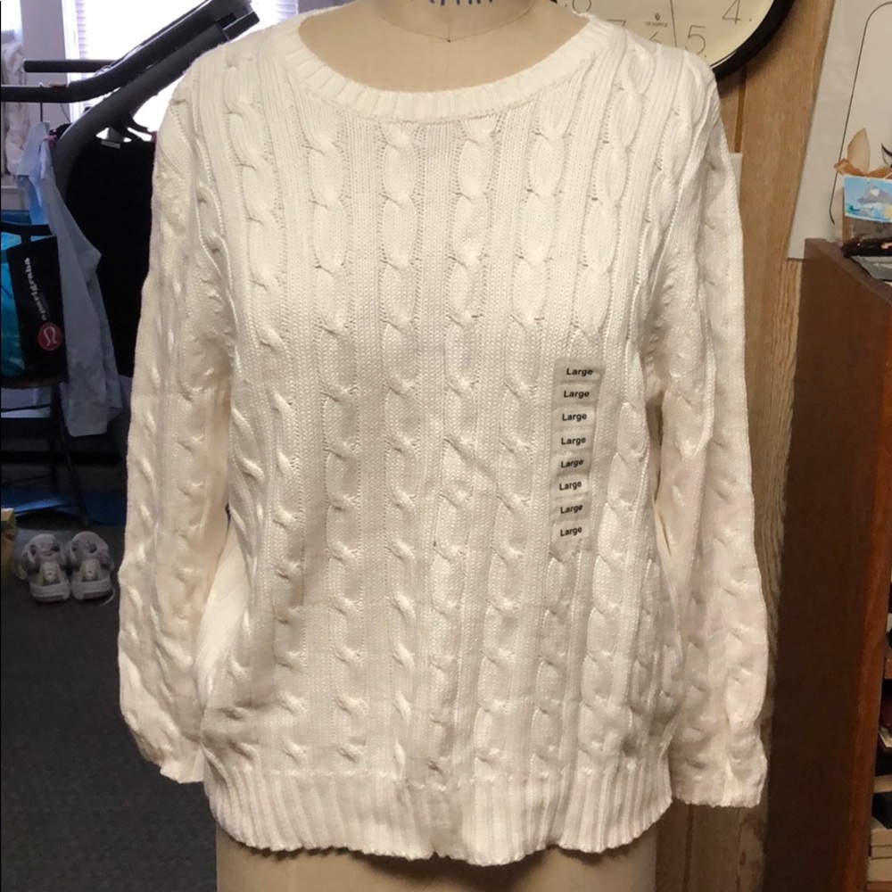 Sutton Studios White cable knit sweater sz L NWT
